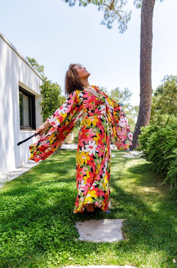 Rime qui danse dans le jardin